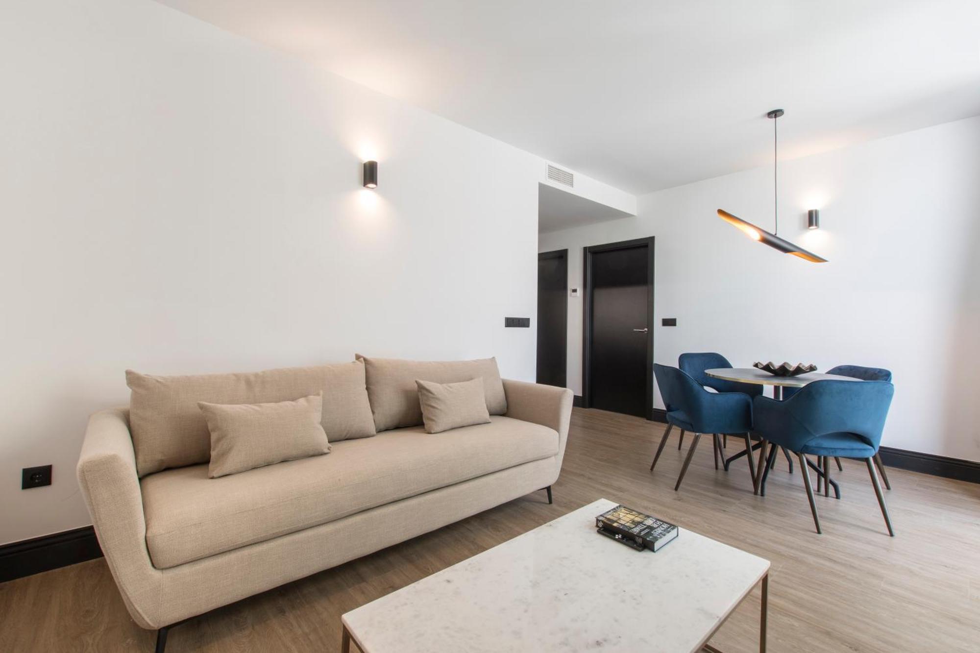 Rs Boutique Apartments อาลิกันเต ภายนอก รูปภาพ