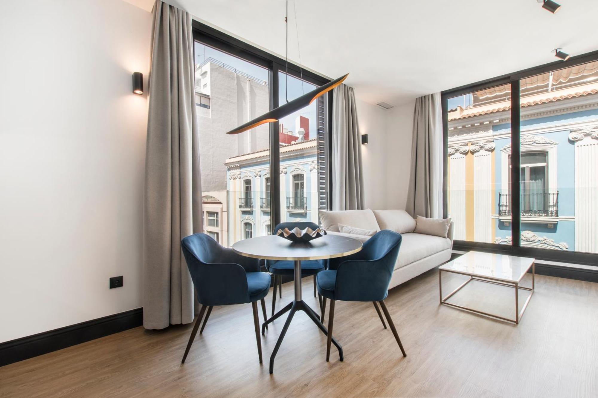 Rs Boutique Apartments อาลิกันเต ภายนอก รูปภาพ