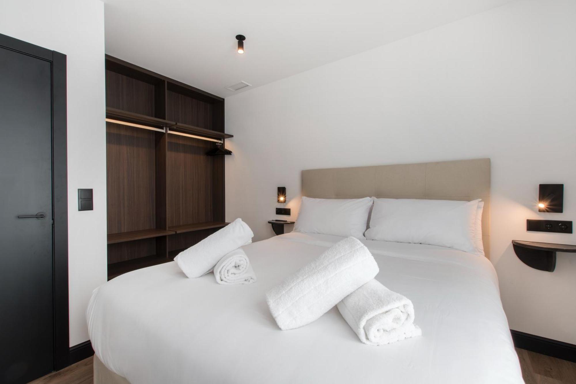 Rs Boutique Apartments อาลิกันเต ภายนอก รูปภาพ